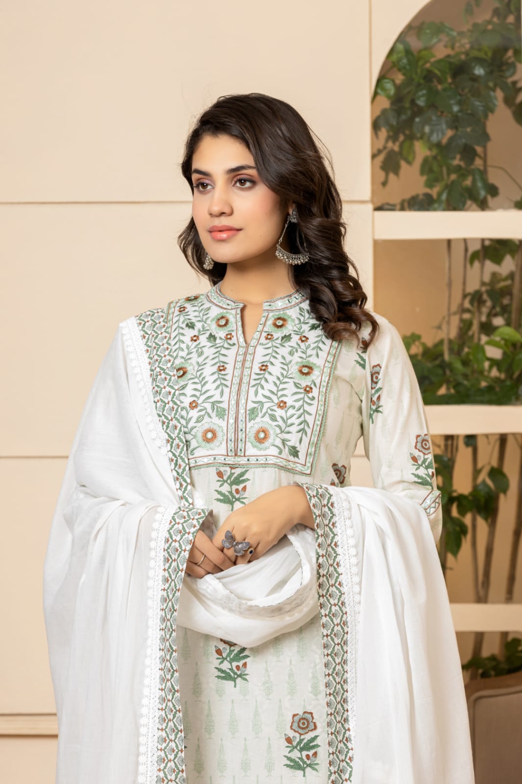 White printed cotton suit